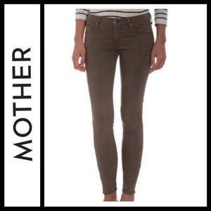 MOTHER The Looker in ‘Pop! Dye-Clay’